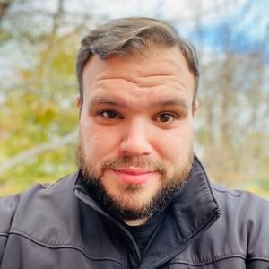 Meet your Posher, Eric